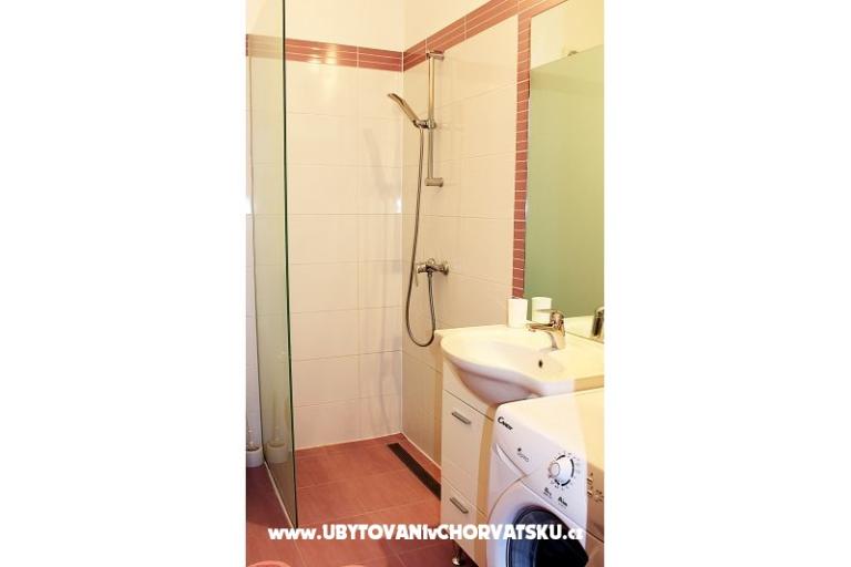 Apartmaji Karla – foto 9