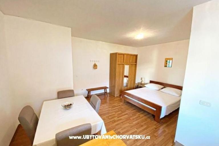 Apartmaji Katarina – foto 12