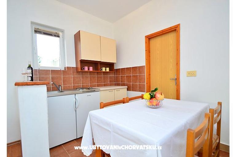 Apartmaji Katarina – foto 9