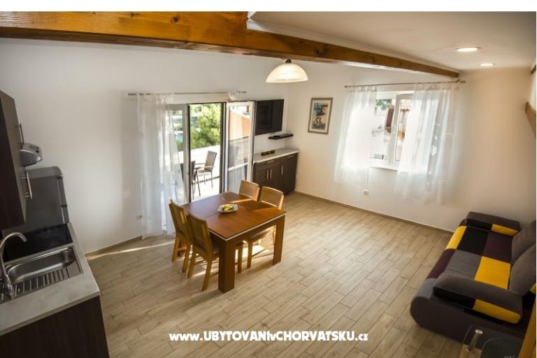 Apartmaji Males – foto 19