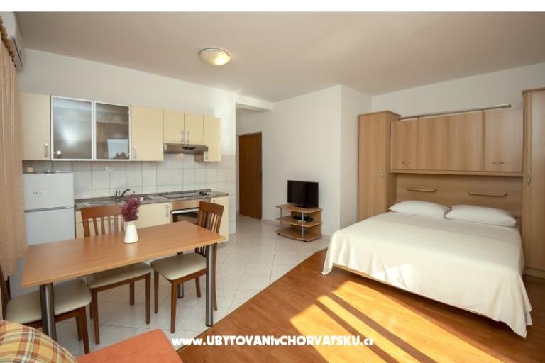 Apartmaji Males – foto 7
