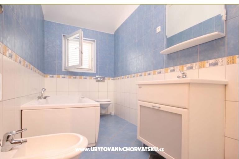 Apartmaji Naomi – foto 5