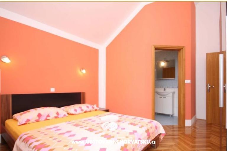Apartmaji Naomi – foto 6