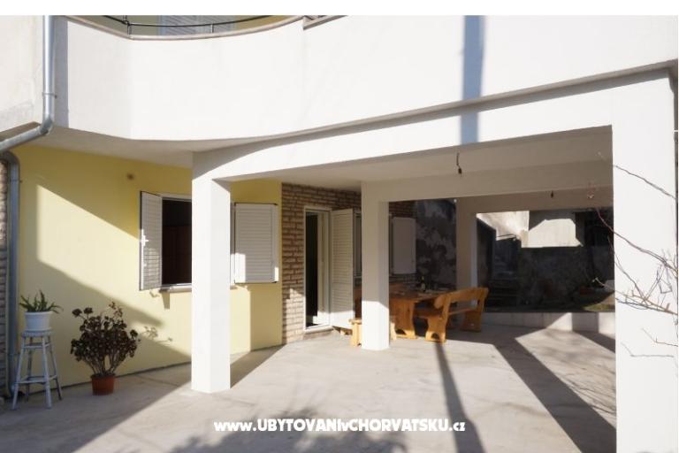 Apartmaji Garden – foto 4