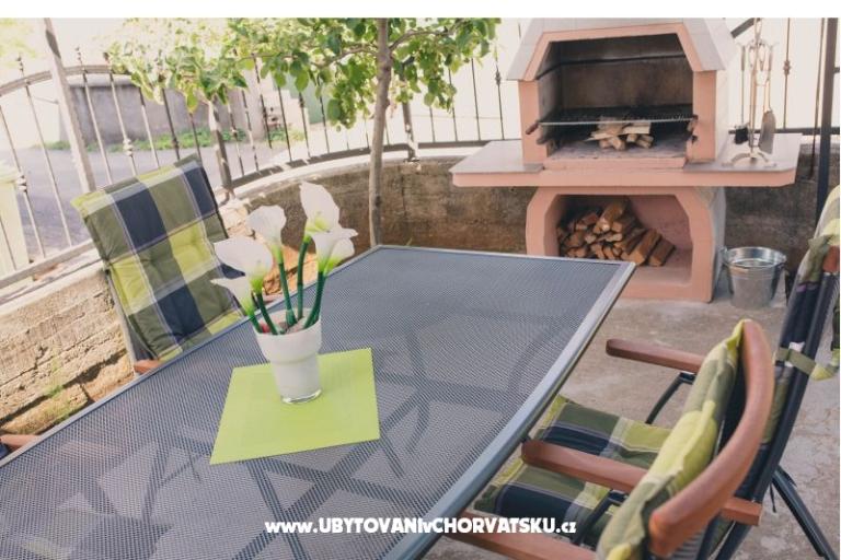 Apartma Sunny Garden – foto 11