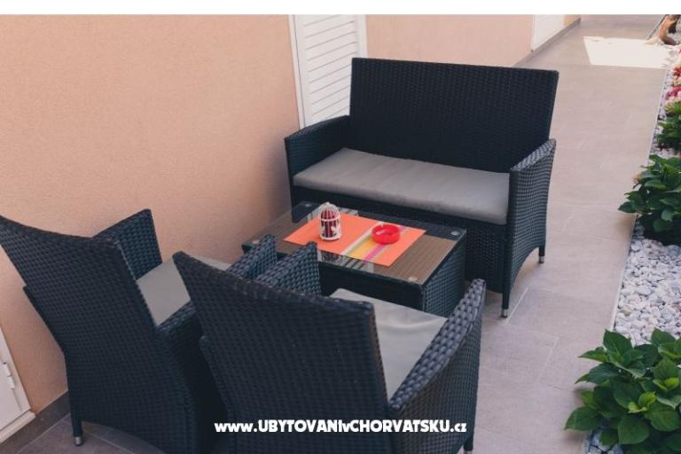 Apartma Sunny Garden – foto 12