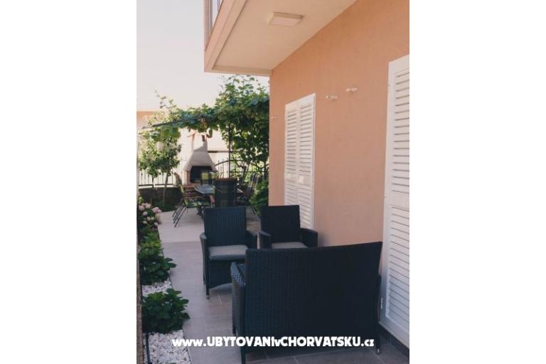 Apartma Sunny Garden – foto 13