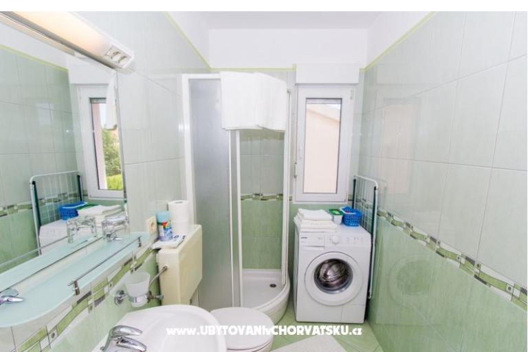 Apartma Zaboric Terrace – foto 12
