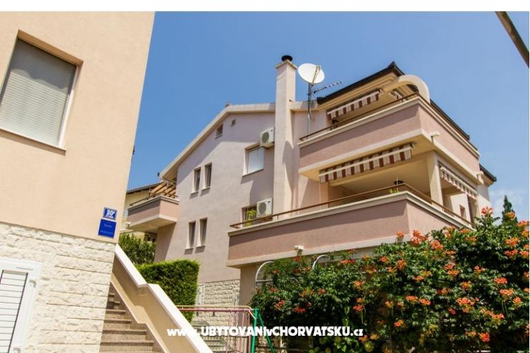 Apartma Zaboric Terrace – foto 4