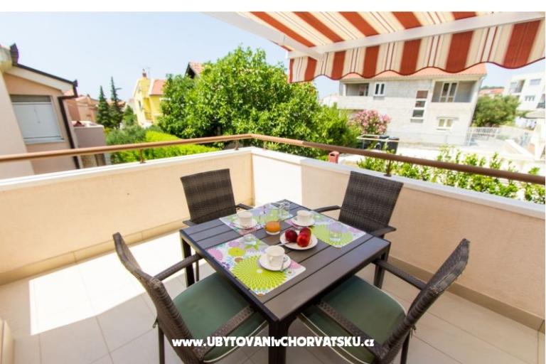Apartma Zaboric Terrace – foto 7