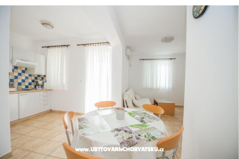 Apartmaji Anamarija – foto 12