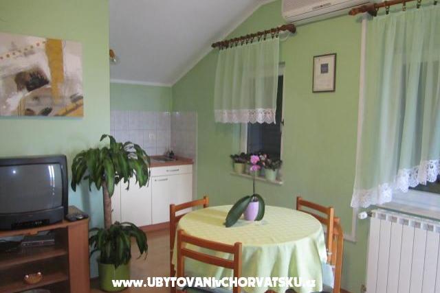 Apartmaji Jimy – foto 6