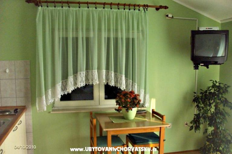 Apartmaji Jimy – foto 8
