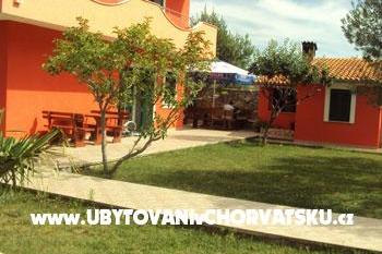 Apartmaji Villa Magnolija – foto 3