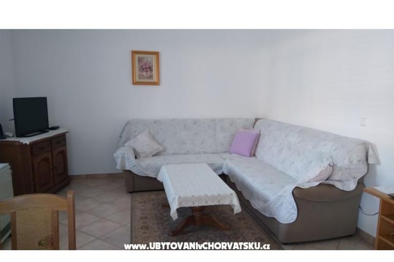 Apartmaji Dijana – foto 13