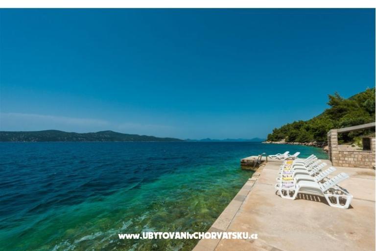 Villa Ratac Beach Apartmaji – foto 10