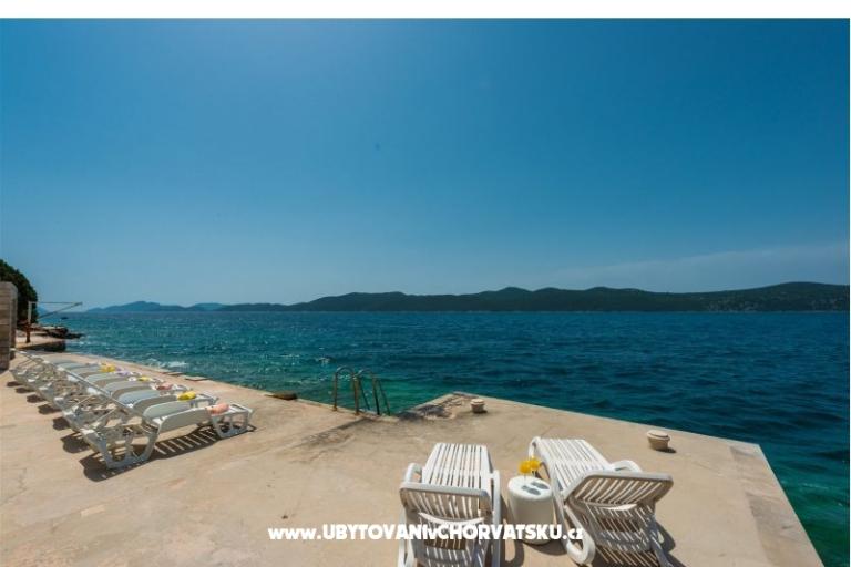 Villa Ratac Beach Apartmaji – foto 13