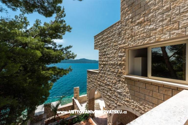 Villa Ratac Beach Apartmaji – foto 2
