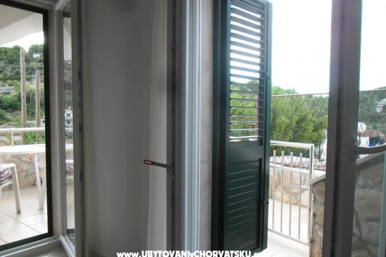 Apartmaji Dragun Stomorska – foto 3