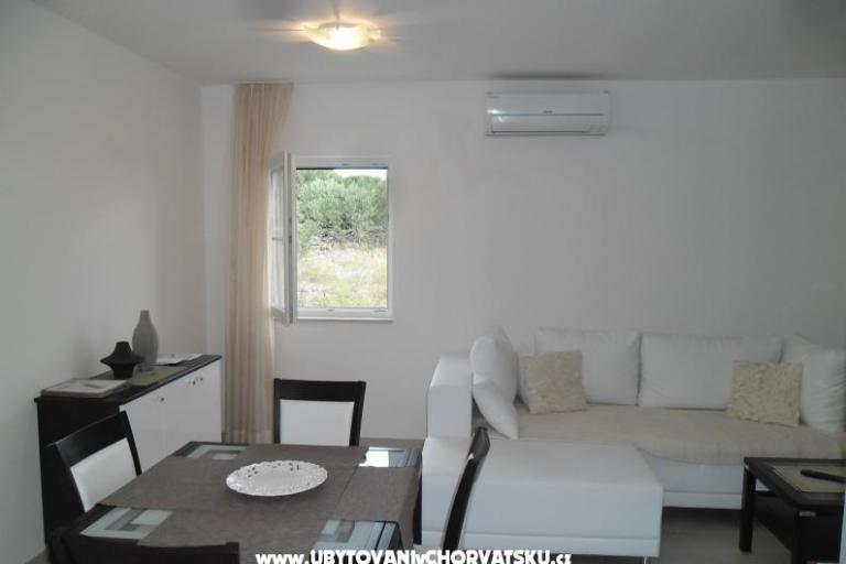 Apartmaji Dragun Stomorska – foto 6