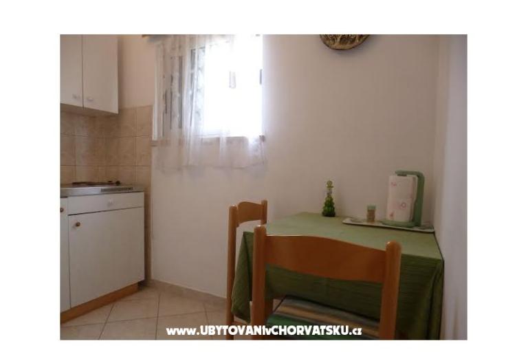 Apartmaji Oliva - Otok Šolta – foto 16