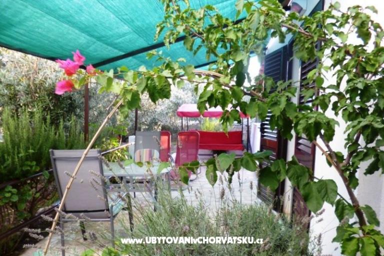 Apartmaji Oliva - Otok Šolta – foto 18