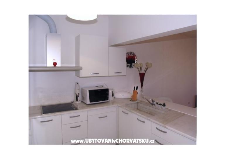 AdiOro Luxury Beachfront Apartma – foto 6