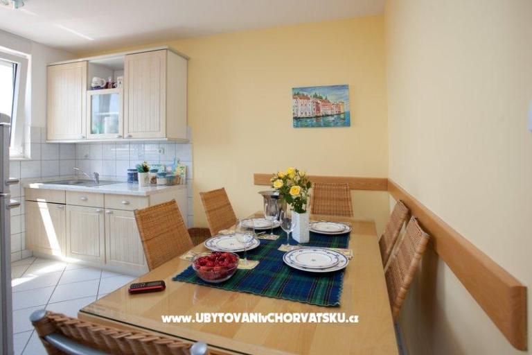 Apartma Nives Split – foto 2