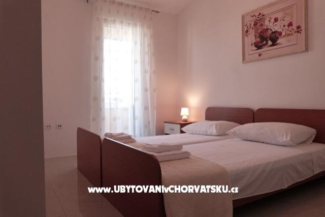 Apartmaji Villa  IVA – foto 4
