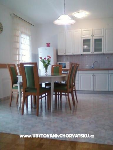 Apartmaji Villa  IVA – foto 8