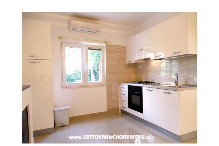 Apartmaji Dijana – foto 11