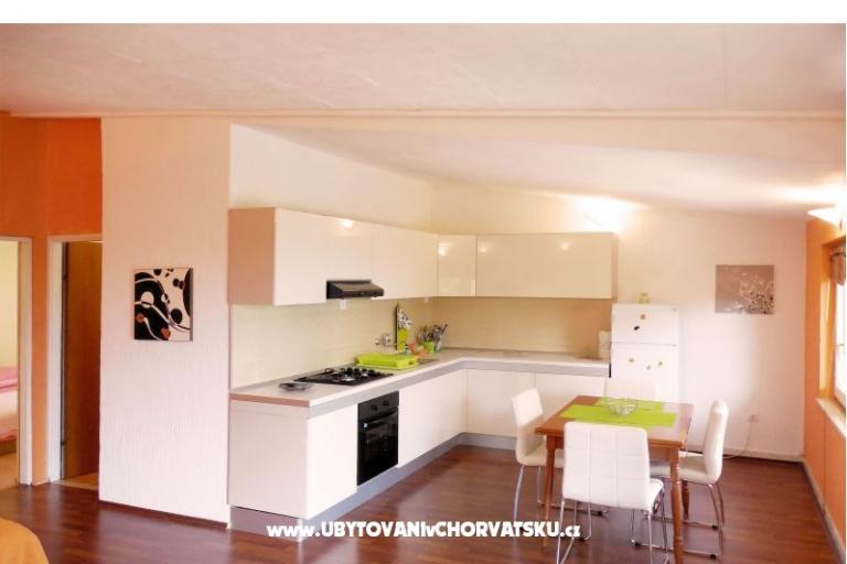 Apartmaji Dijana – foto 5