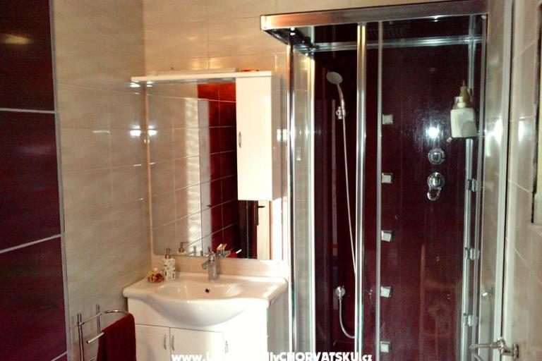 Apartmaji Dijana – foto 6