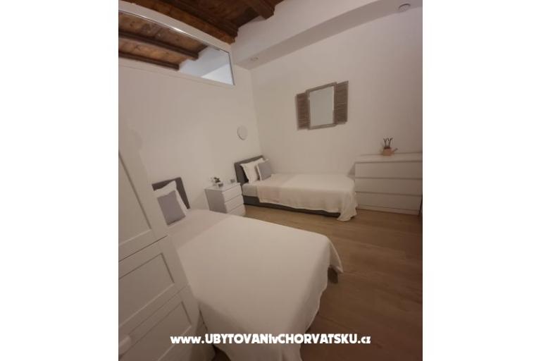 Apartmaji Martini and Arch Bacvice – foto 17