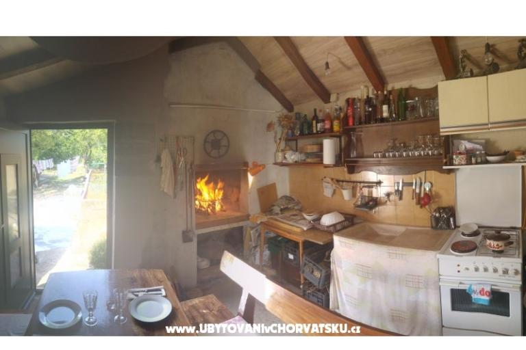 Countryside house z bazenom – foto 16
