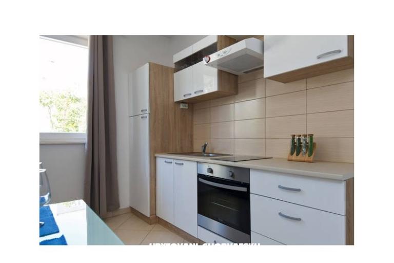 Apartmaji Dijana – foto 12