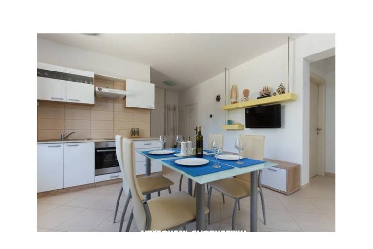 Apartmaji Dijana – foto 13