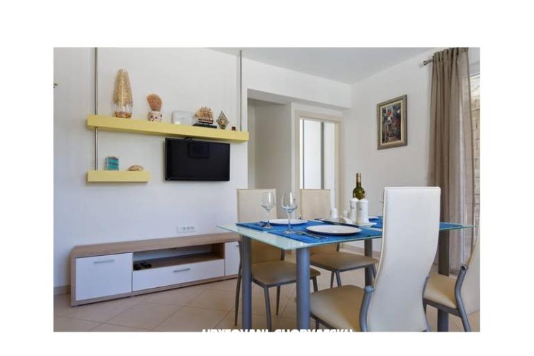 Apartmaji Dijana – foto 14