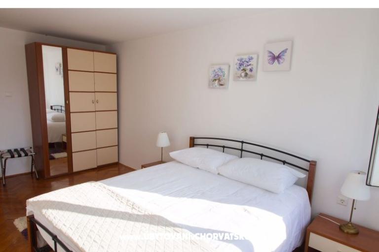 Spacious Apartma in City Center  – foto 13