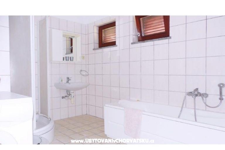 Tomo Božinović- Apartmaji – foto 12