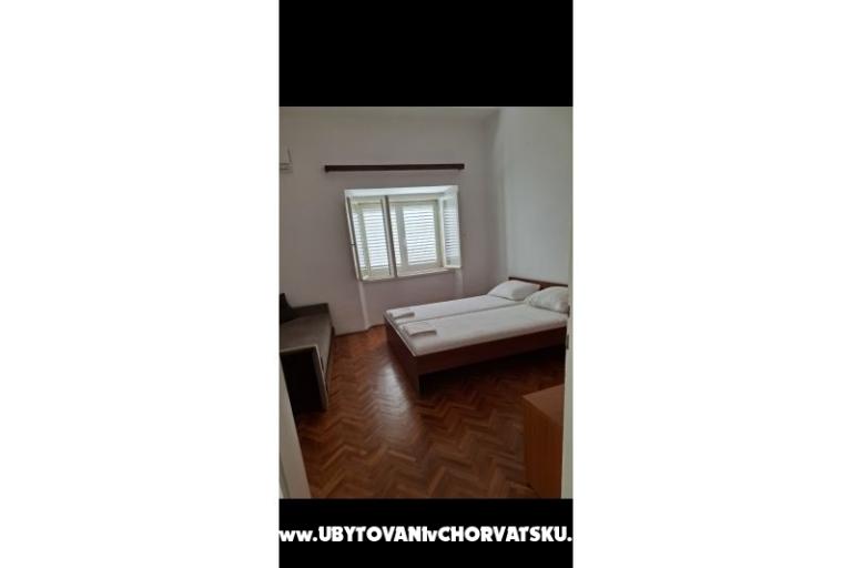 Apartmaji Kamelia – foto 10