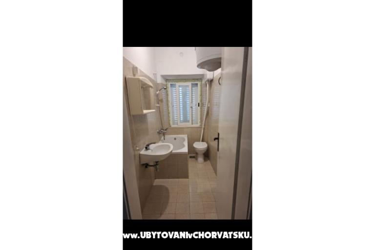 Apartmaji Kamelia – foto 11