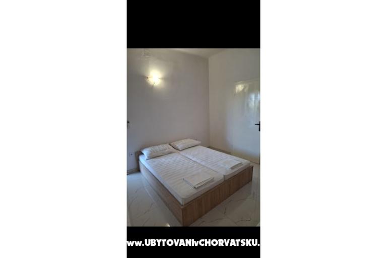 Apartmaji Kamelia – foto 5