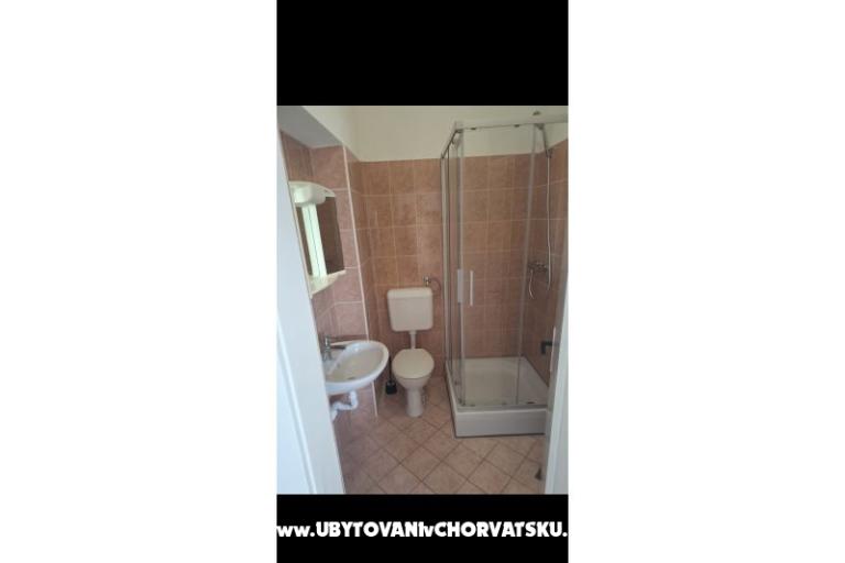 Apartmaji Kamelia – foto 6