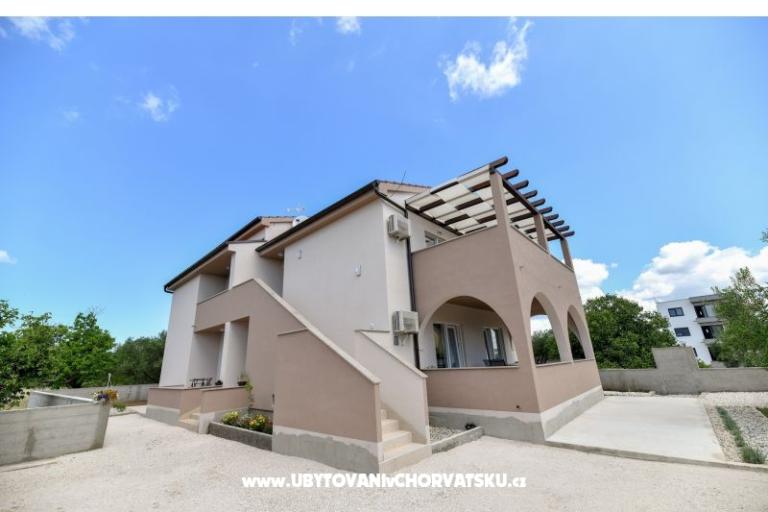  Apartmaji J – foto 6