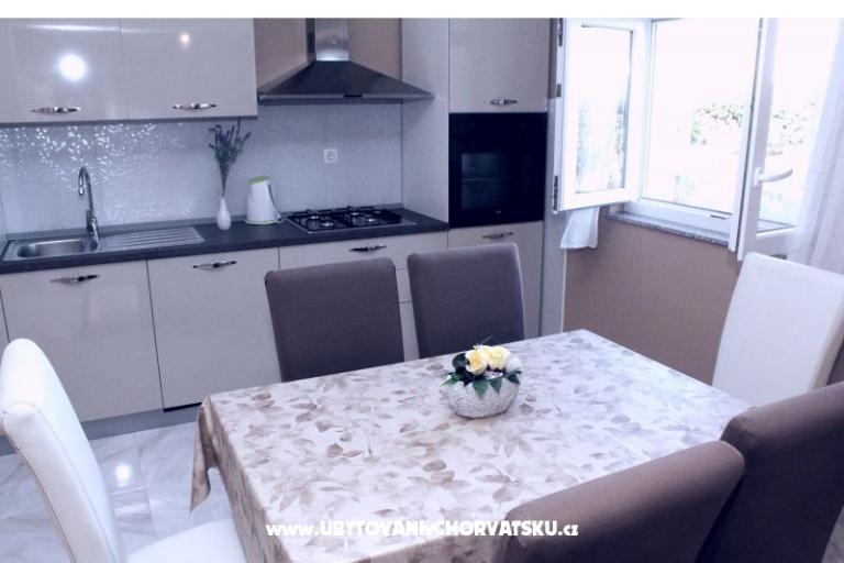 Apartma Dora – foto 8