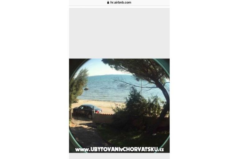 Apartma na plaži Lola – foto 18