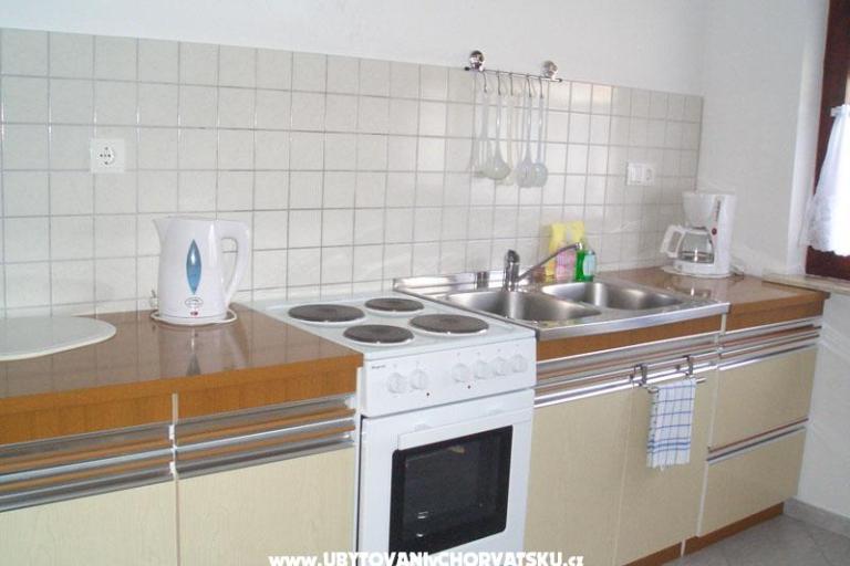 Apartmaji Marina – foto 14