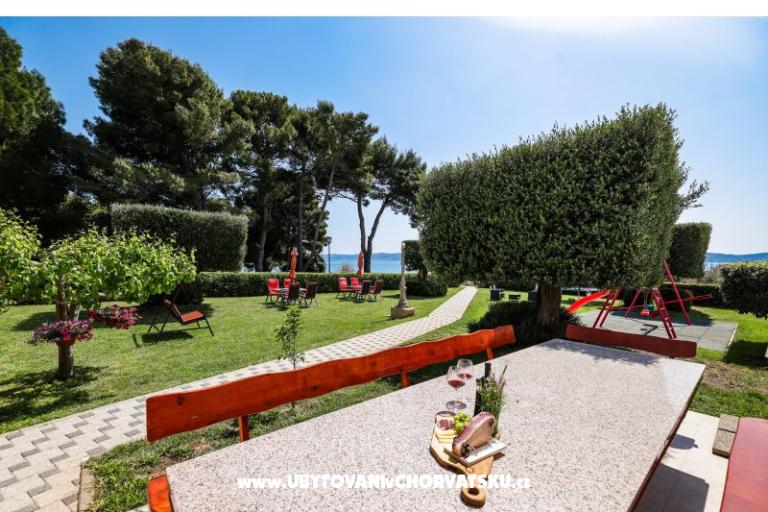Apartmaji Becky – foto 18