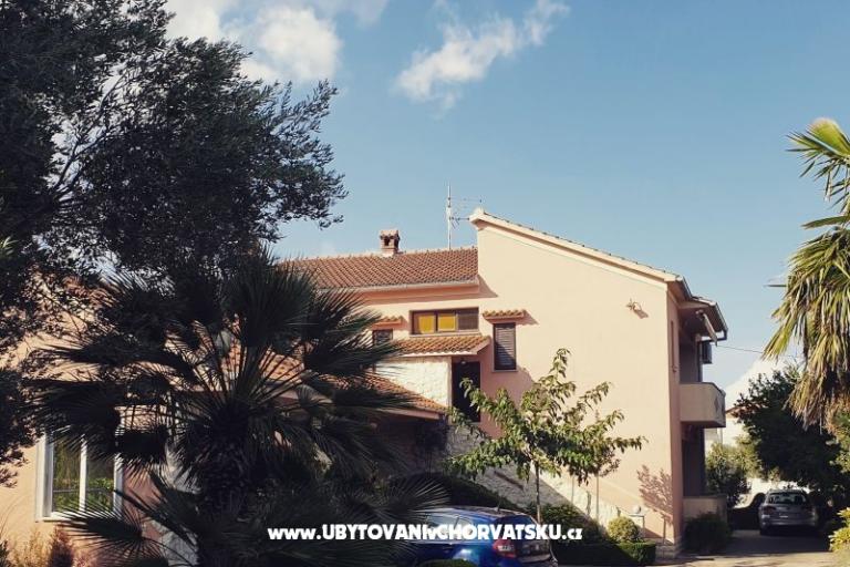 Apartmaji DARIO - Sukošan – foto 2